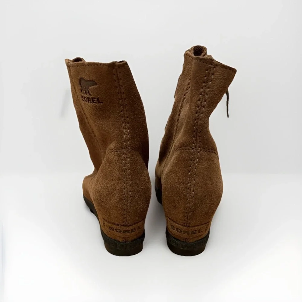 Sorel Youth Joan of Arctic Wedge II Boots Brown‎ Sz 2Y   Suede